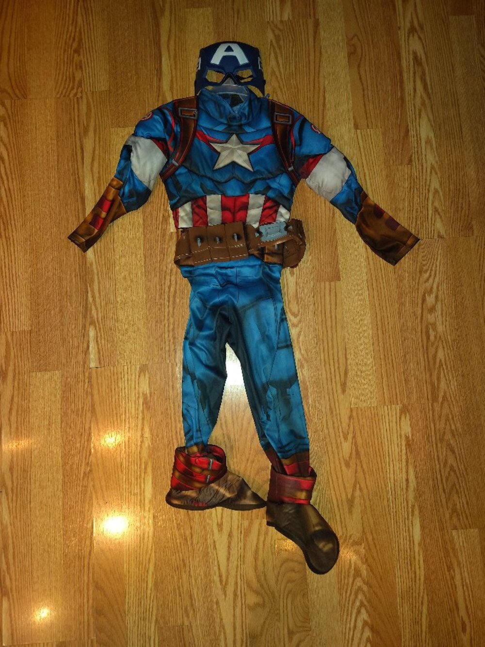 Kids small captain america Halloween costume with mask
